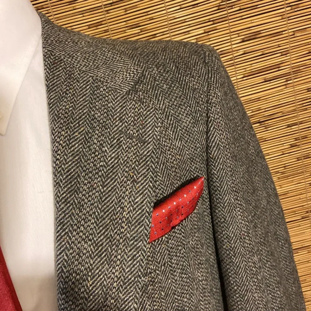 Classic Tweed Wool Herringbone Blazer Gray Men’s Size 40 Sport Coat Jacket